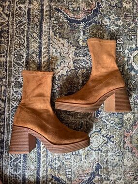 Lulus Suede Platform Block Heel Boot - Chestnut Brown